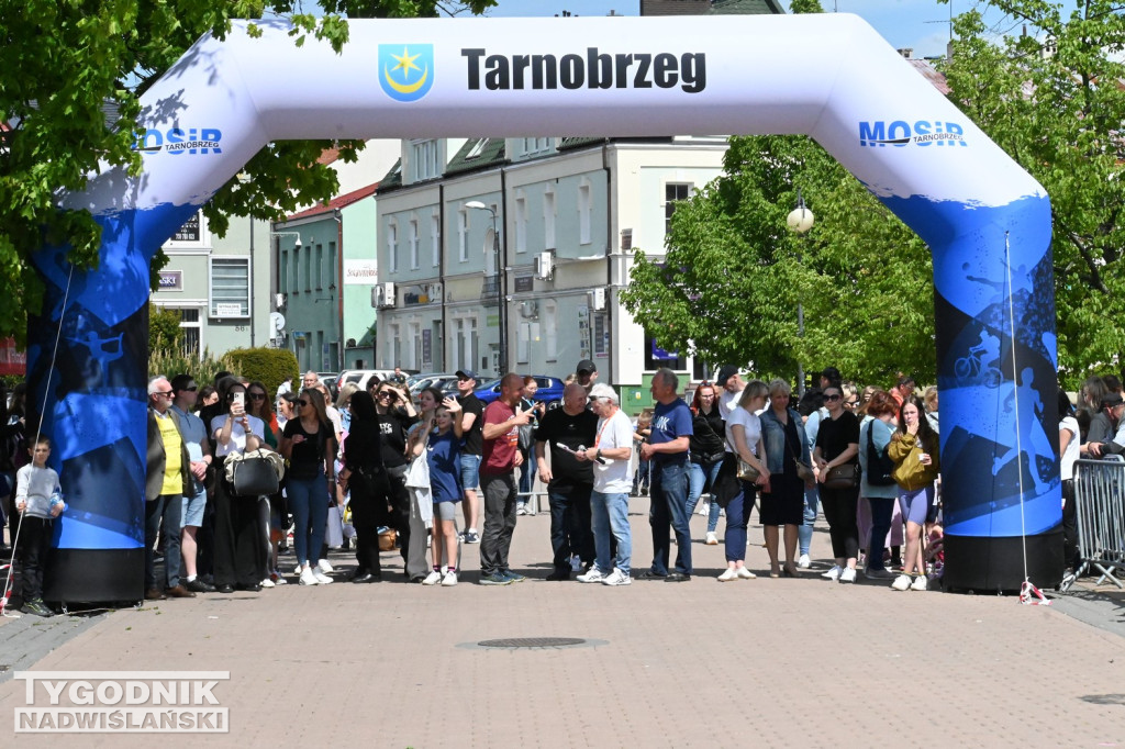 Sztafeta Przedszkolaków w czasie Biegu Siarkowca