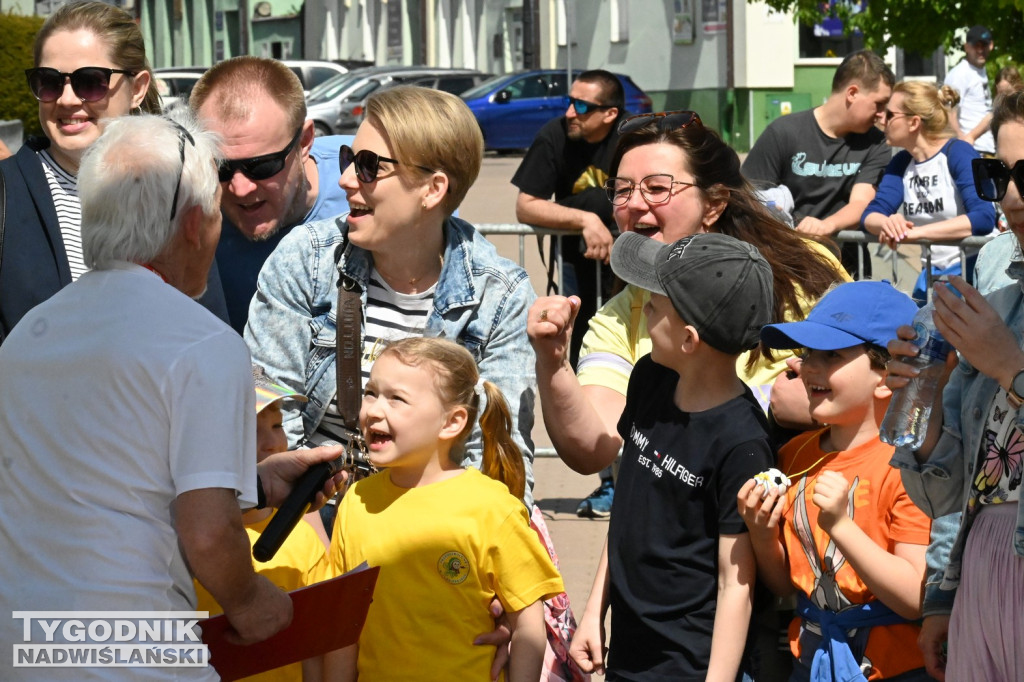 Sztafeta Przedszkolaków w czasie Biegu Siarkowca