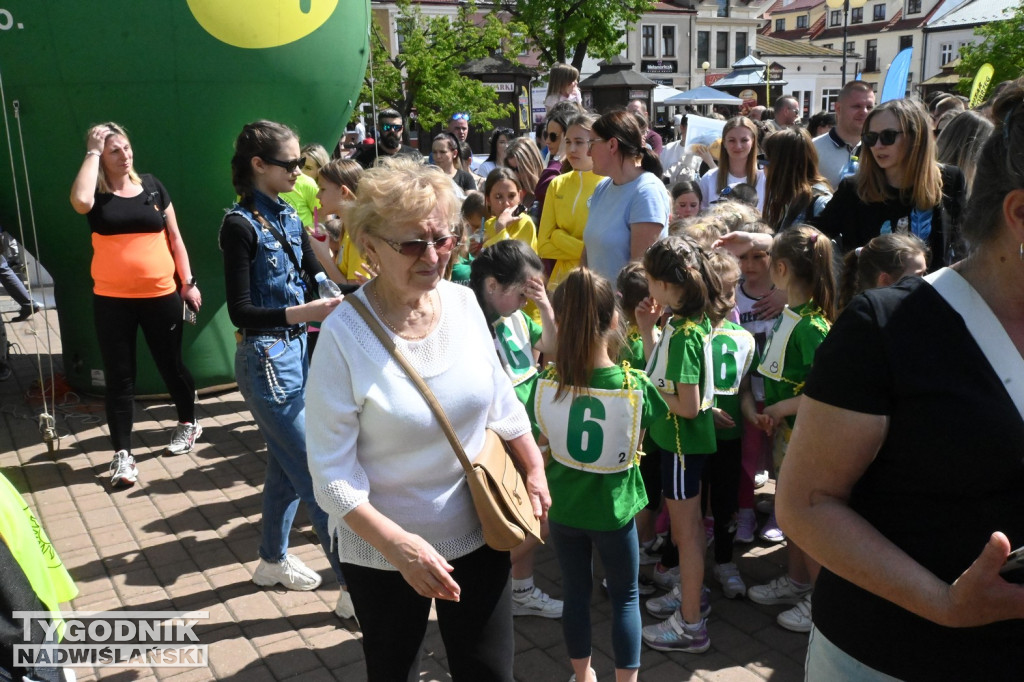 Sztafeta Przedszkolaków w czasie Biegu Siarkowca