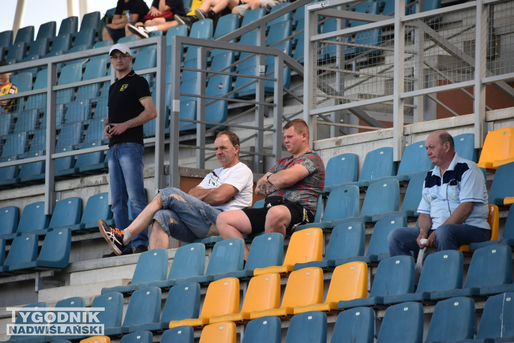 Zdjęcia z trybun Siarka Tarnobrzeg Sokół Kamień