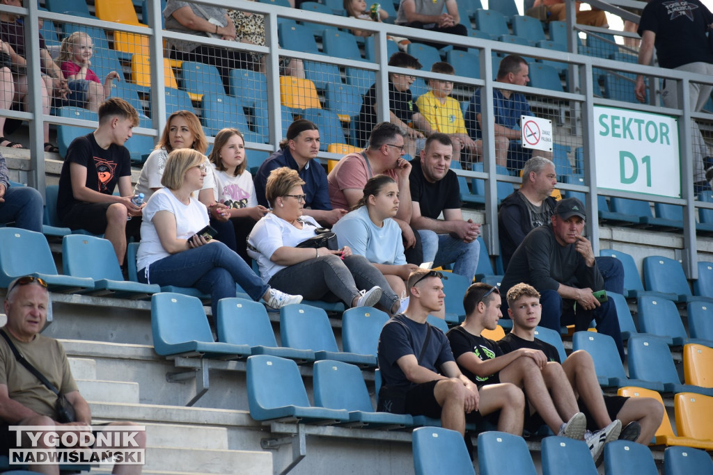 Zdjęcia z trybun Siarka Tarnobrzeg Sokół Kamień
