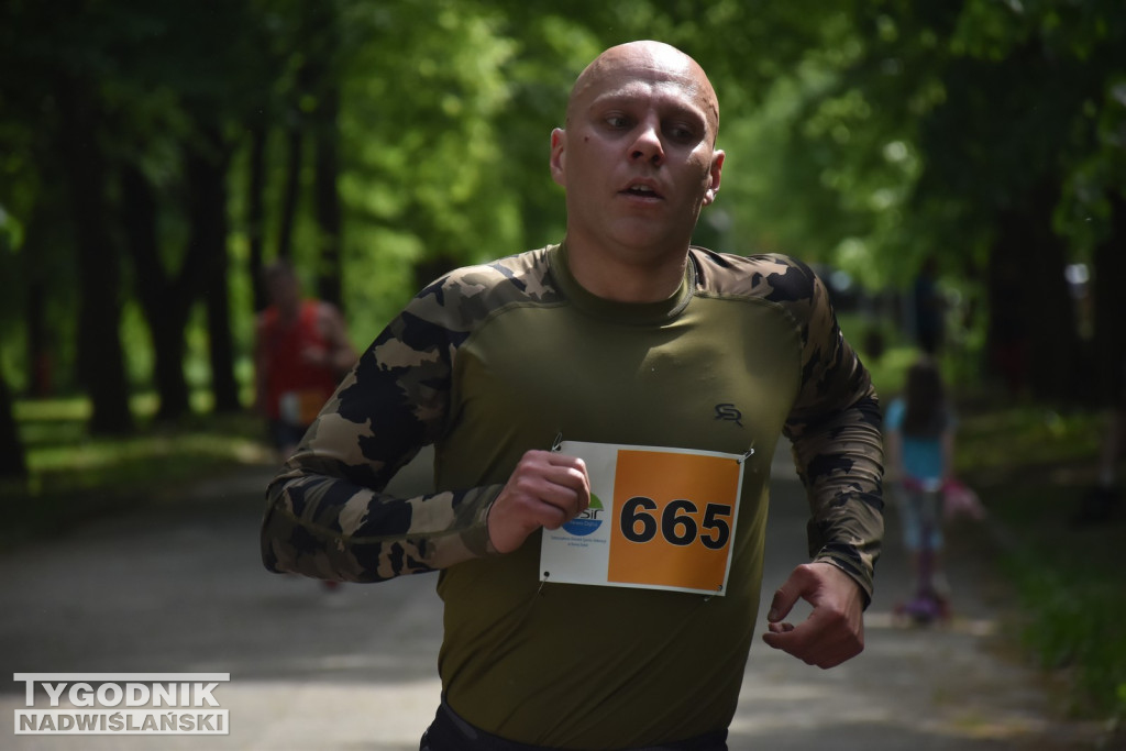 Bieg Konstytucji w Nowej Dębie