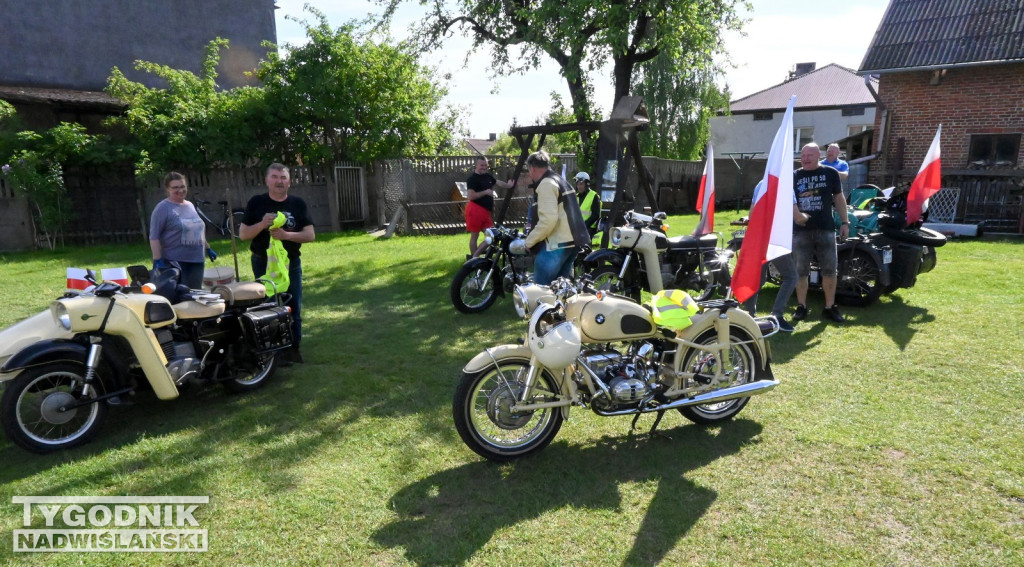 Motocyklowy Dzień Flagi w Grębowie