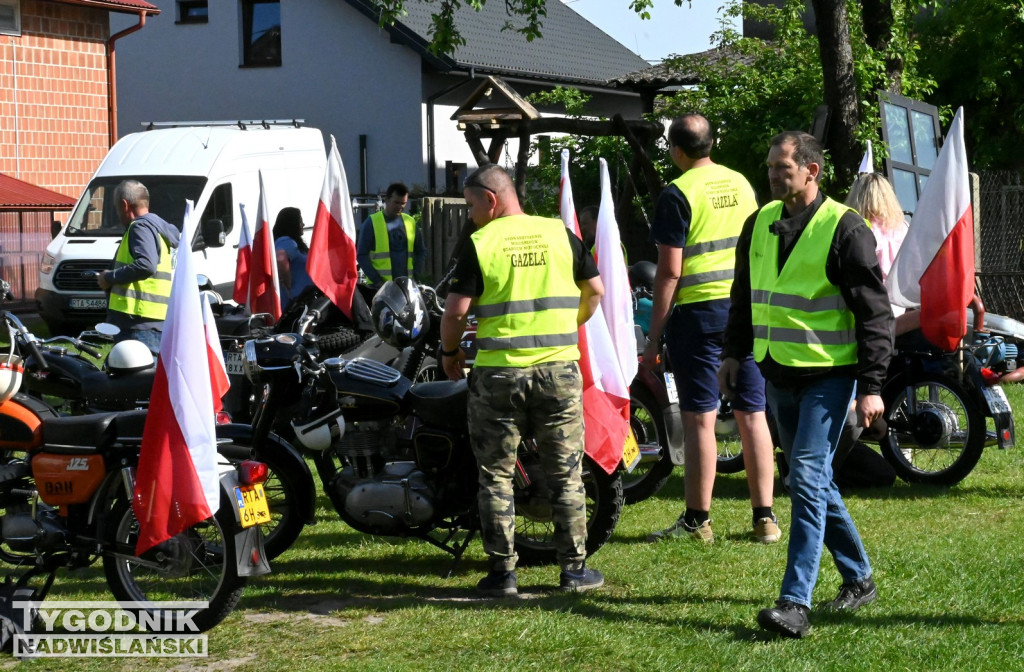 Motocyklowy Dzień Flagi w Grębowie