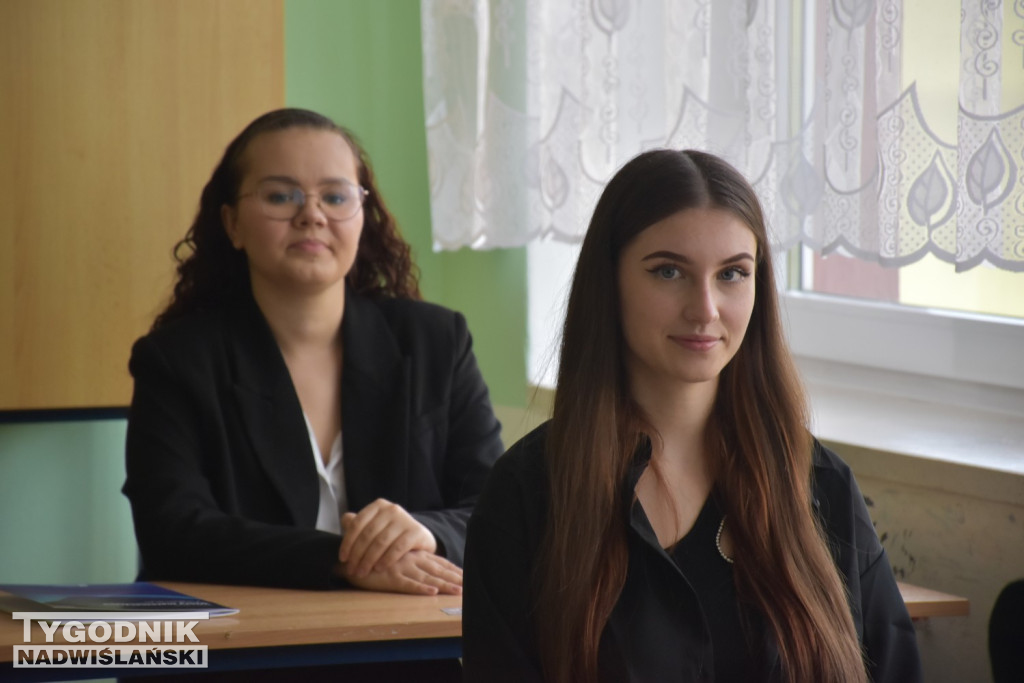 Matura z matematyki w ZS nr 1 w Tarnobrzegu [FOTO]