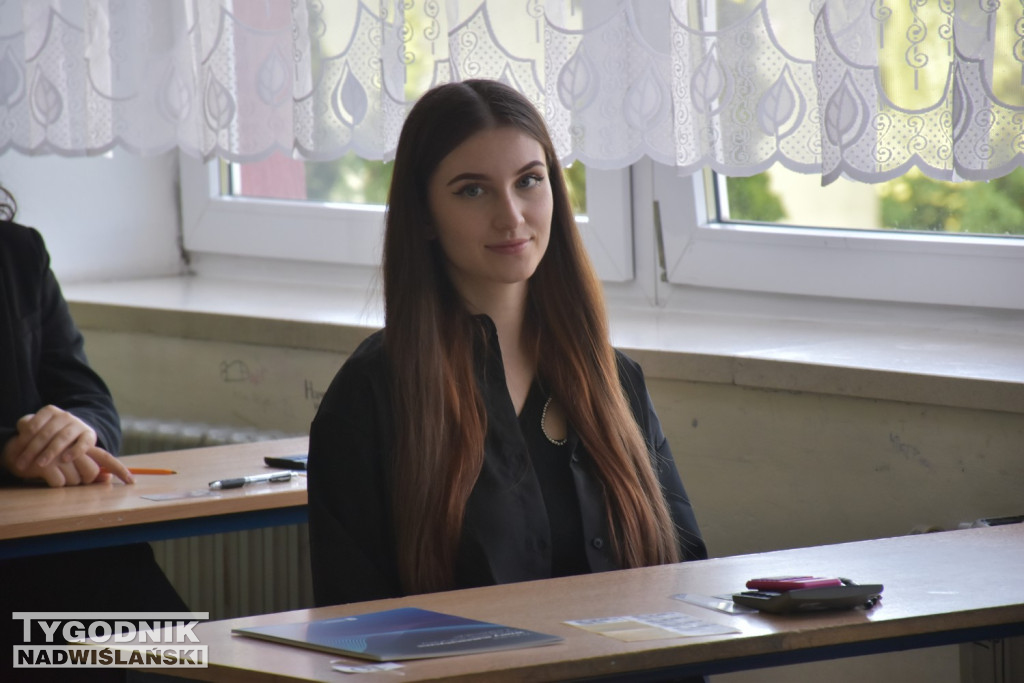 Matura z matematyki w ZS nr 1 w Tarnobrzegu [FOTO]