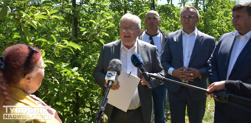 Spotkanie ministra rolnictwa z sadownikami