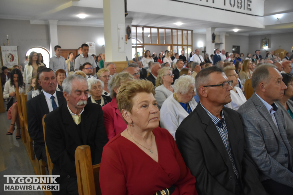 Pierwsza Komunia Święta na Dzikowie