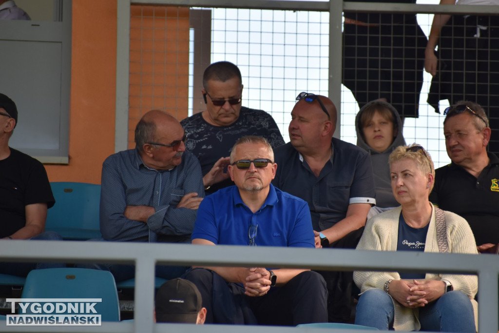 Zdjęcia z trybun z meczu Siarki z Unią