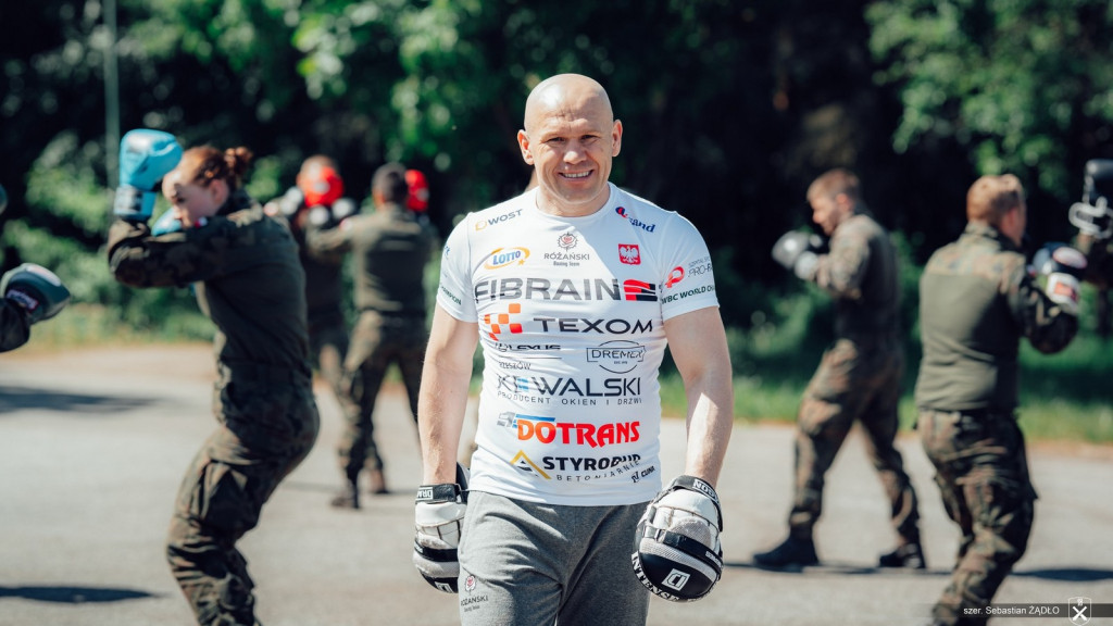18. Pułk Alrtylerii w Nowej Dębie trenował boks