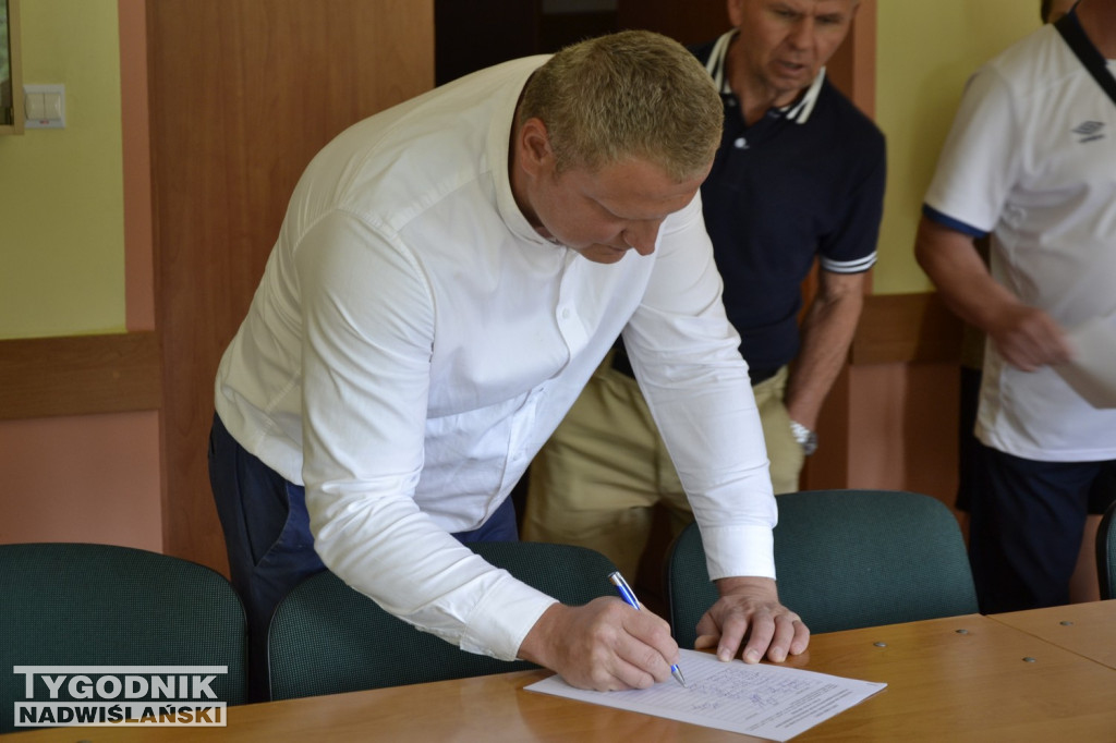 Walne zgromadzenie klubu sportowego OKS Mokrzyszów