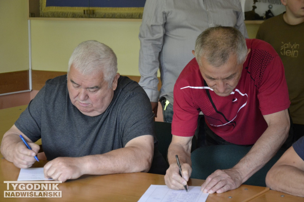 Walne zgromadzenie klubu sportowego OKS Mokrzyszów