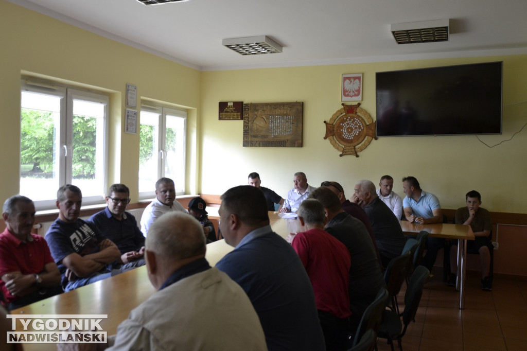 Walne zgromadzenie klubu sportowego OKS Mokrzyszów