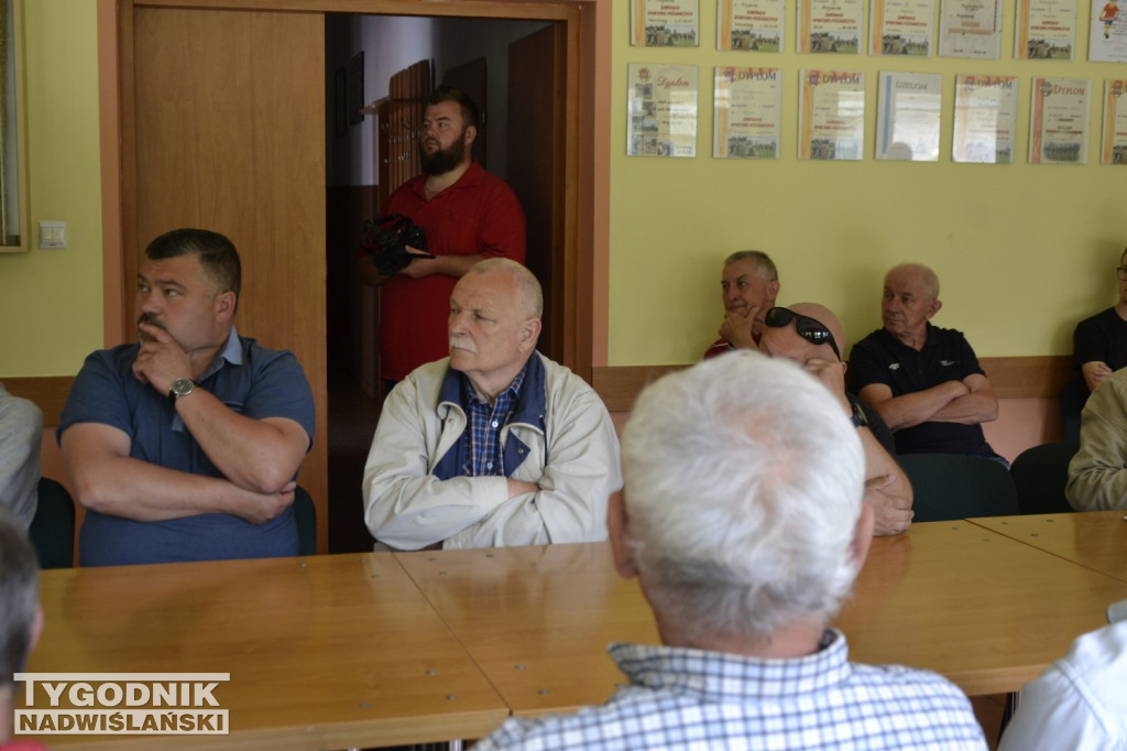 Walne zgromadzenie klubu sportowego OKS Mokrzyszów