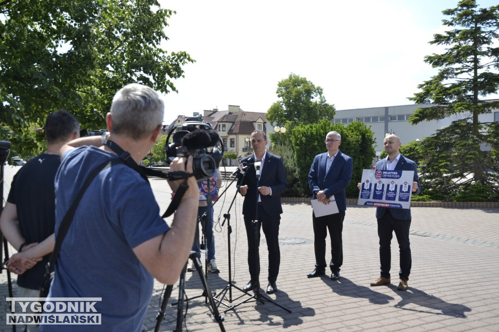 Konferencja prasowa posła R. Webera w Tarnobrzegu