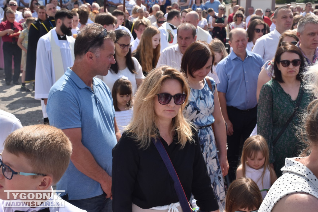 Procesja Bożego Ciała w Nowej Dębie