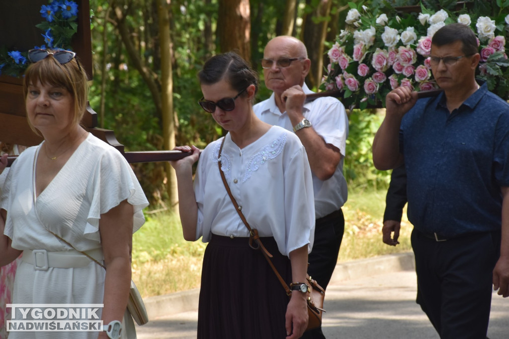 Procesja Bożego Ciała w Nowej Dębie