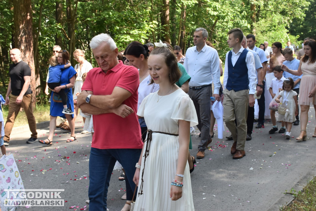 Procesja Bożego Ciała w Nowej Dębie