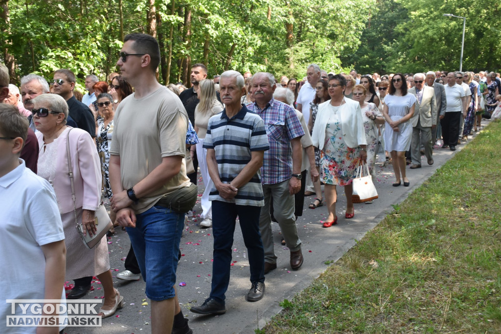 Procesja Bożego Ciała w Nowej Dębie