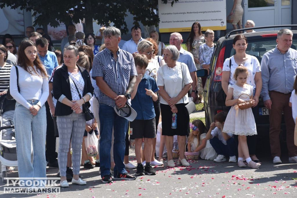 Procesja Bożego Ciała w Nowej Dębie