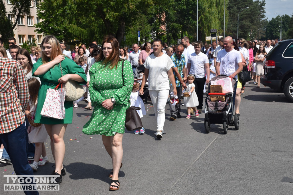 Procesja Bożego Ciała w Nowej Dębie