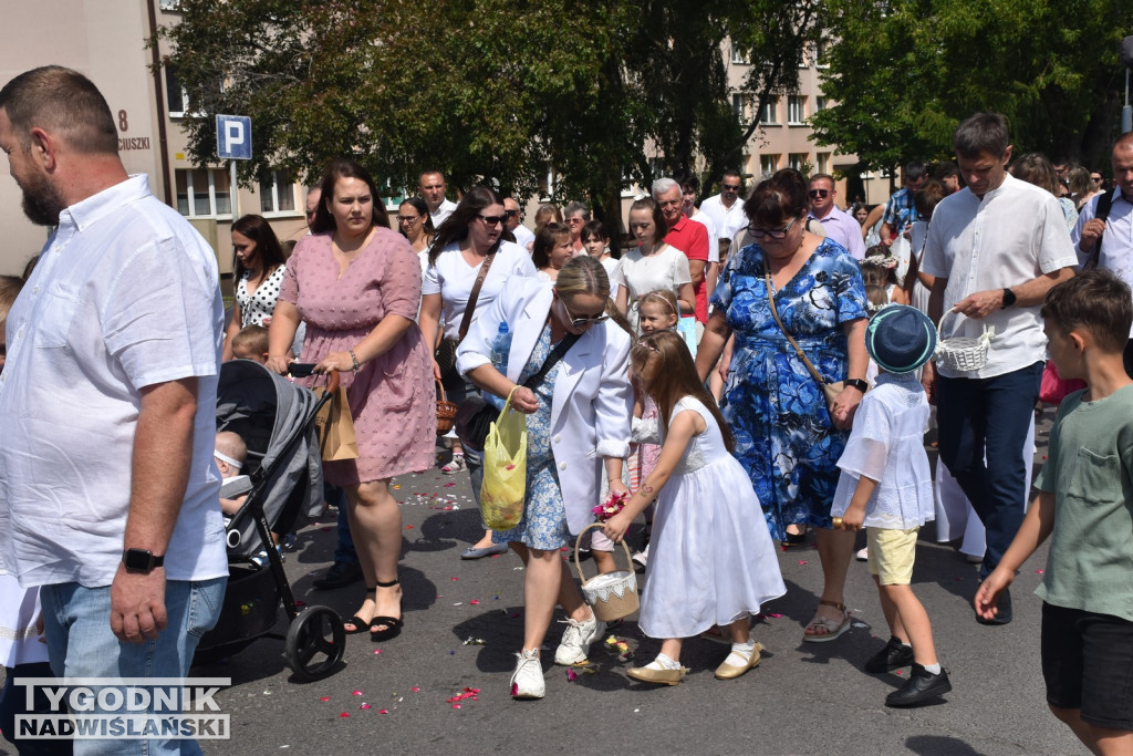 Procesja Bożego Ciała w Nowej Dębie