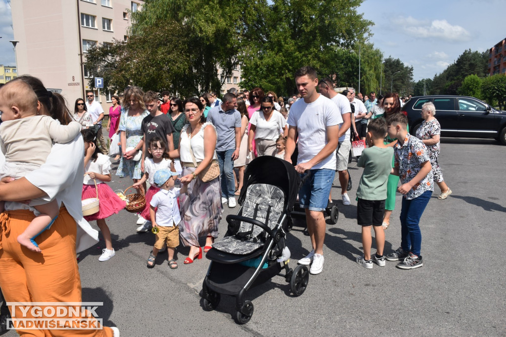 Procesja Bożego Ciała w Nowej Dębie
