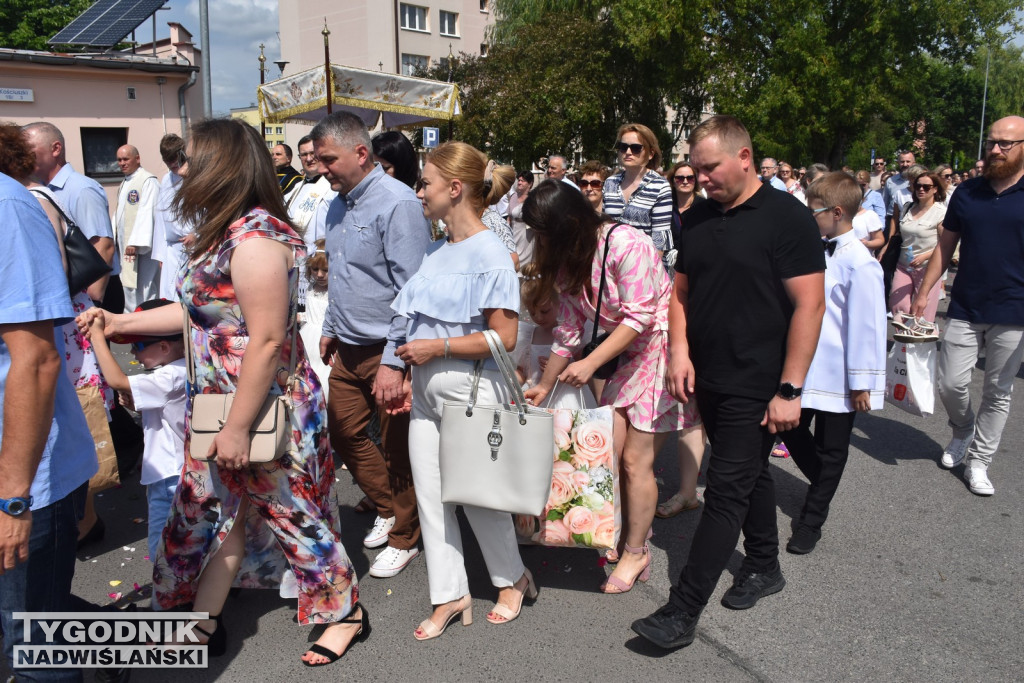 Procesja Bożego Ciała w Nowej Dębie