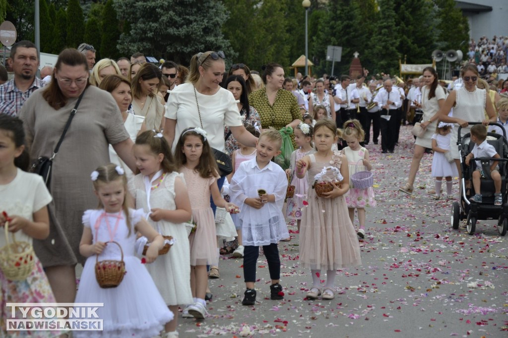 Tarnobrzeg. Procesja Bożego Ciała na Serbinowie