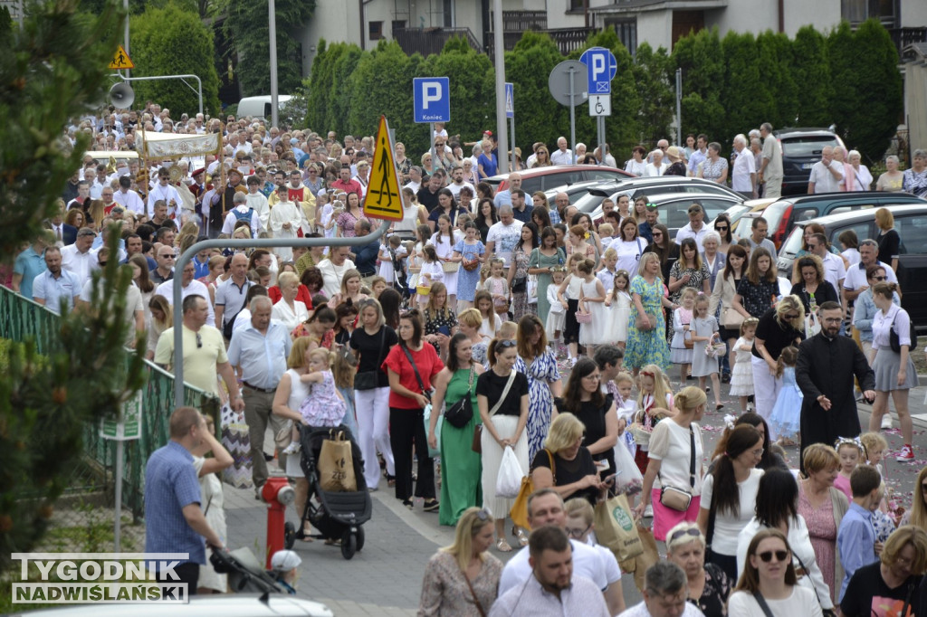 Tarnobrzeg. Procesja Bożego Ciała na Serbinowie