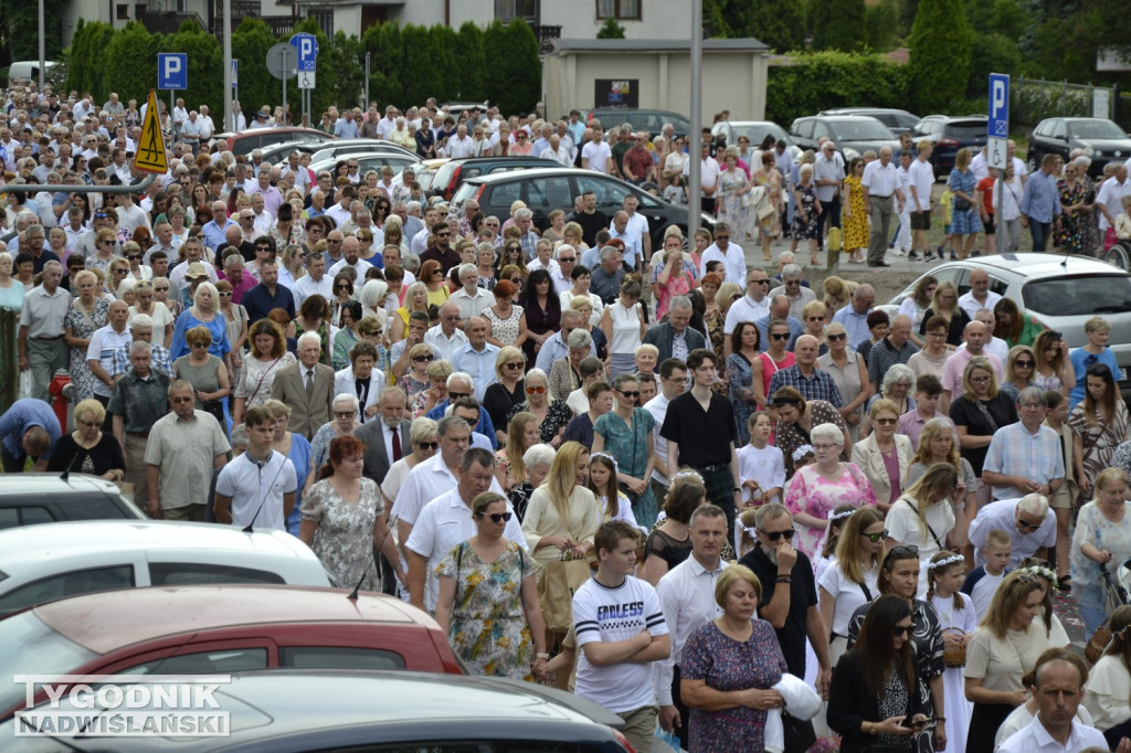 Tarnobrzeg. Procesja Bożego Ciała na Serbinowie