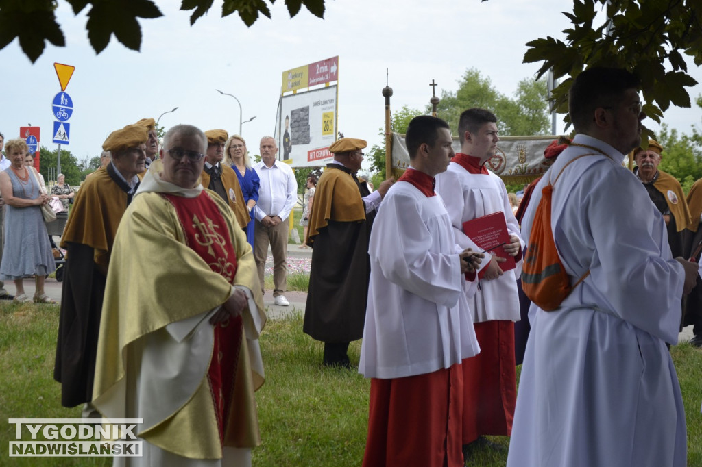 Tarnobrzeg. Procesja Bożego Ciała na Serbinowie