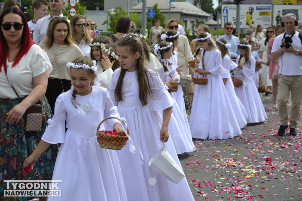 Tarnobrzeg. Procesja Bożego Ciała na Serbinowie