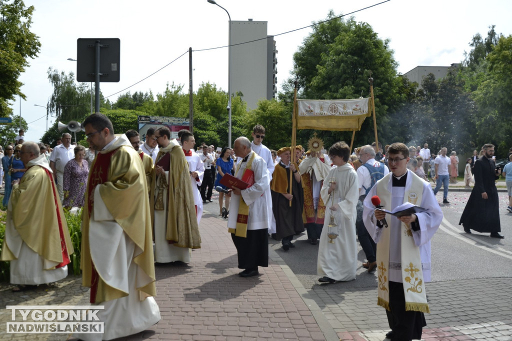 Tarnobrzeg. Procesja Bożego Ciała na Serbinowie