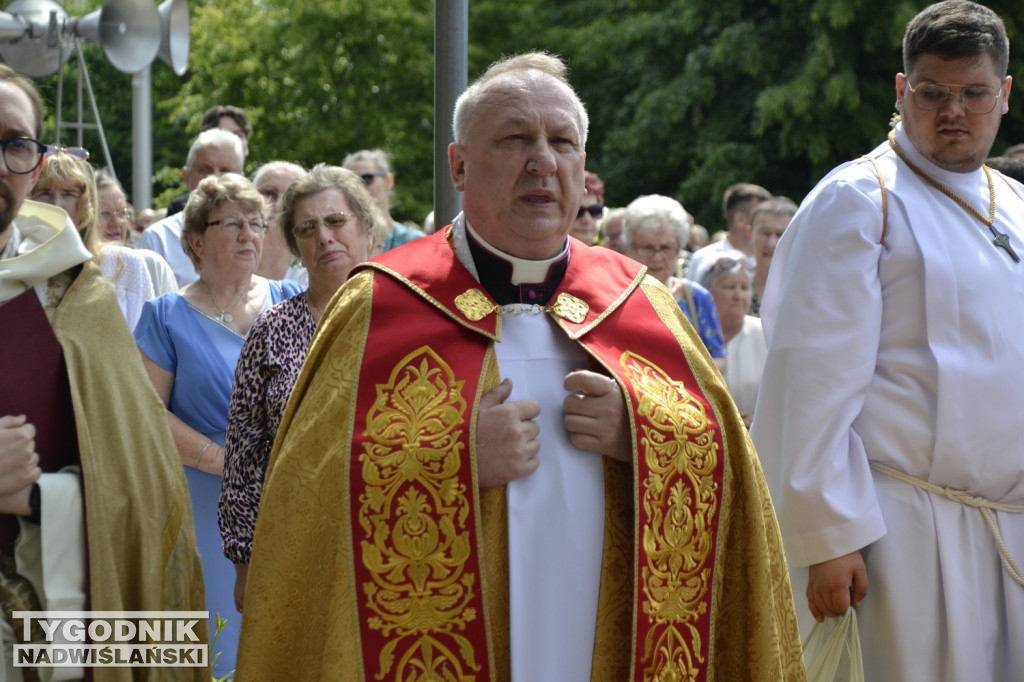 Tarnobrzeg. Procesja Bożego Ciała na Serbinowie