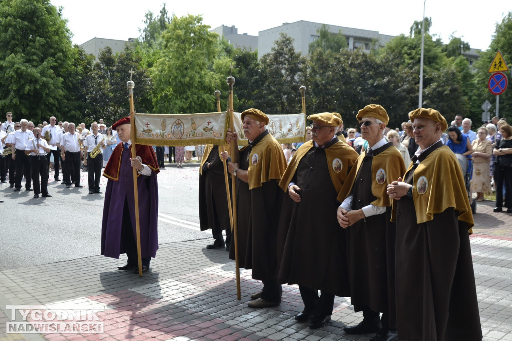 Tarnobrzeg. Procesja Bożego Ciała na Serbinowie