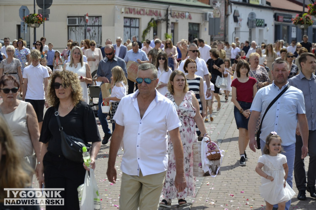 Tarnobrzeg. Procesja Bożego Ciała na Serbinowie