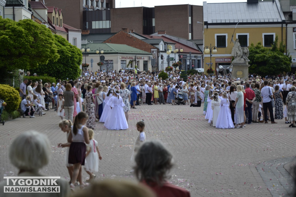 Tarnobrzeg. Procesja Bożego Ciała na Serbinowie