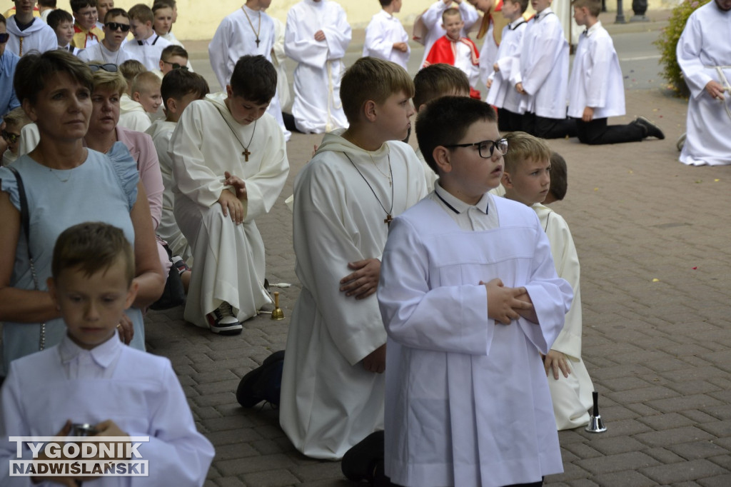 Tarnobrzeg. Procesja Bożego Ciała na Serbinowie