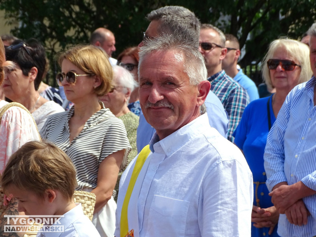 Tarnobrzeg. Procesja Bożego Ciała ze św. Barbary