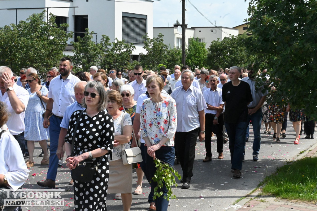 Tarnobrzeg. Procesja Bożego Ciała ze św. Barbary