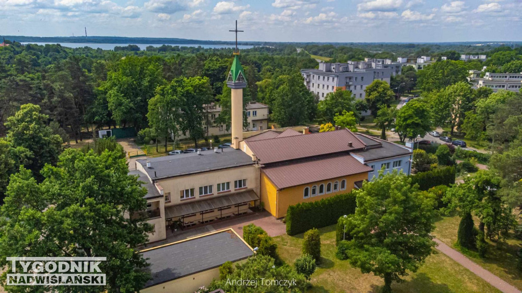 Tarnobrzeg. Procesja Bożego Ciała ze św. Barbary