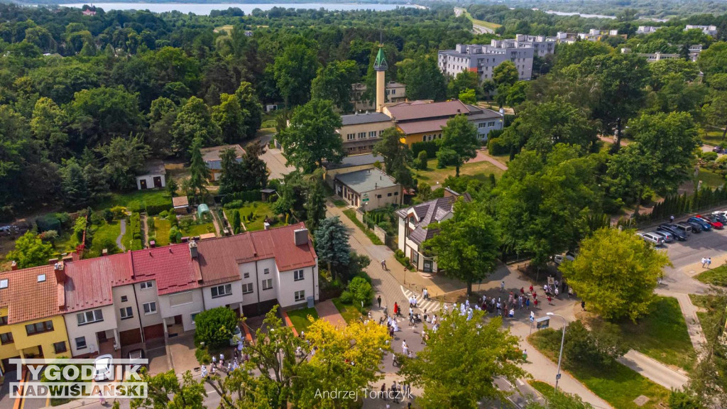 Tarnobrzeg. Procesja Bożego Ciała ze św. Barbary