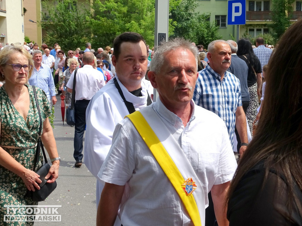 Tarnobrzeg. Procesja Bożego Ciała ze św. Barbary