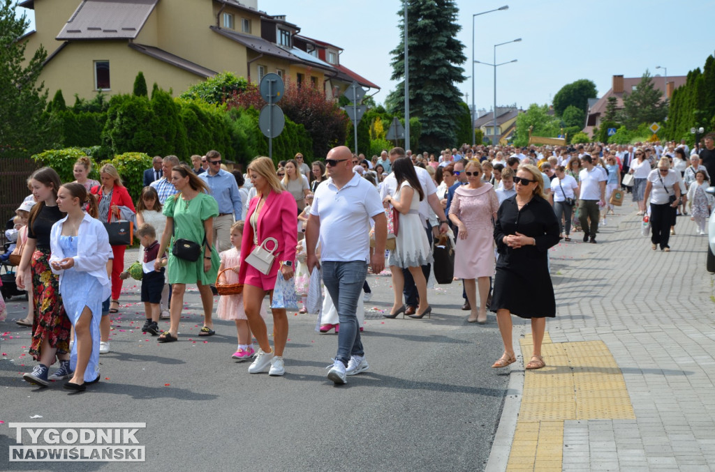 Procesja Bożego Ciała na osiedlu Dzików