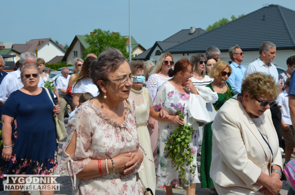 Procesja Bożego Ciała na osiedlu Dzików