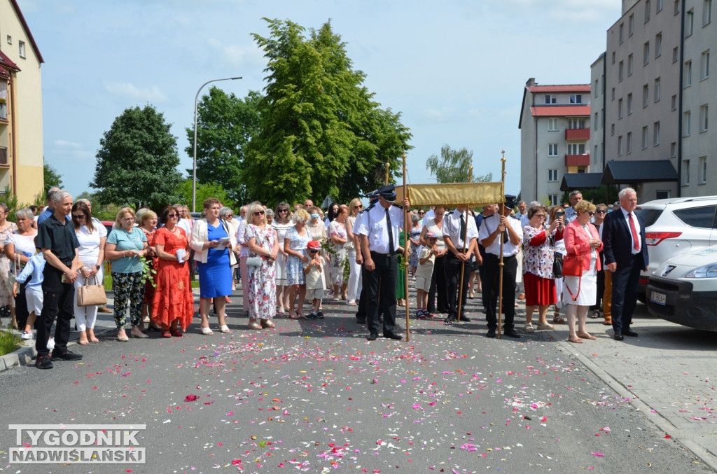 Procesja Bożego Ciała na osiedlu Dzików