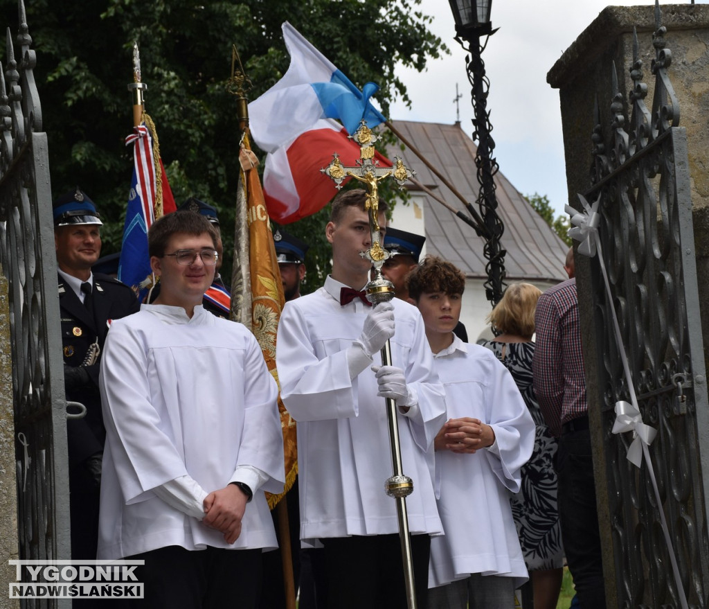 Procesja Bożego Ciała w Goźlicach w gm. Klimontów