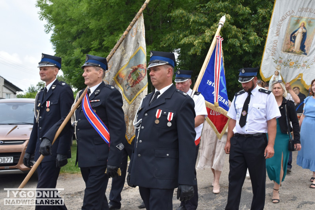 Procesja Bożego Ciała w Goźlicach w gm. Klimontów