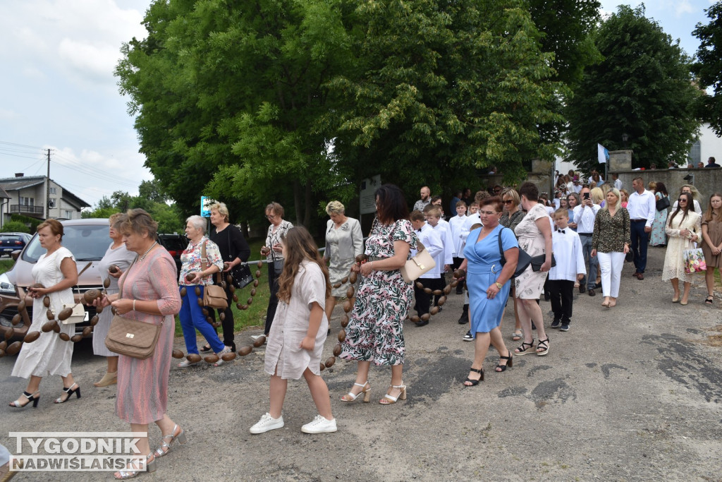 Procesja Bożego Ciała w Goźlicach w gm. Klimontów